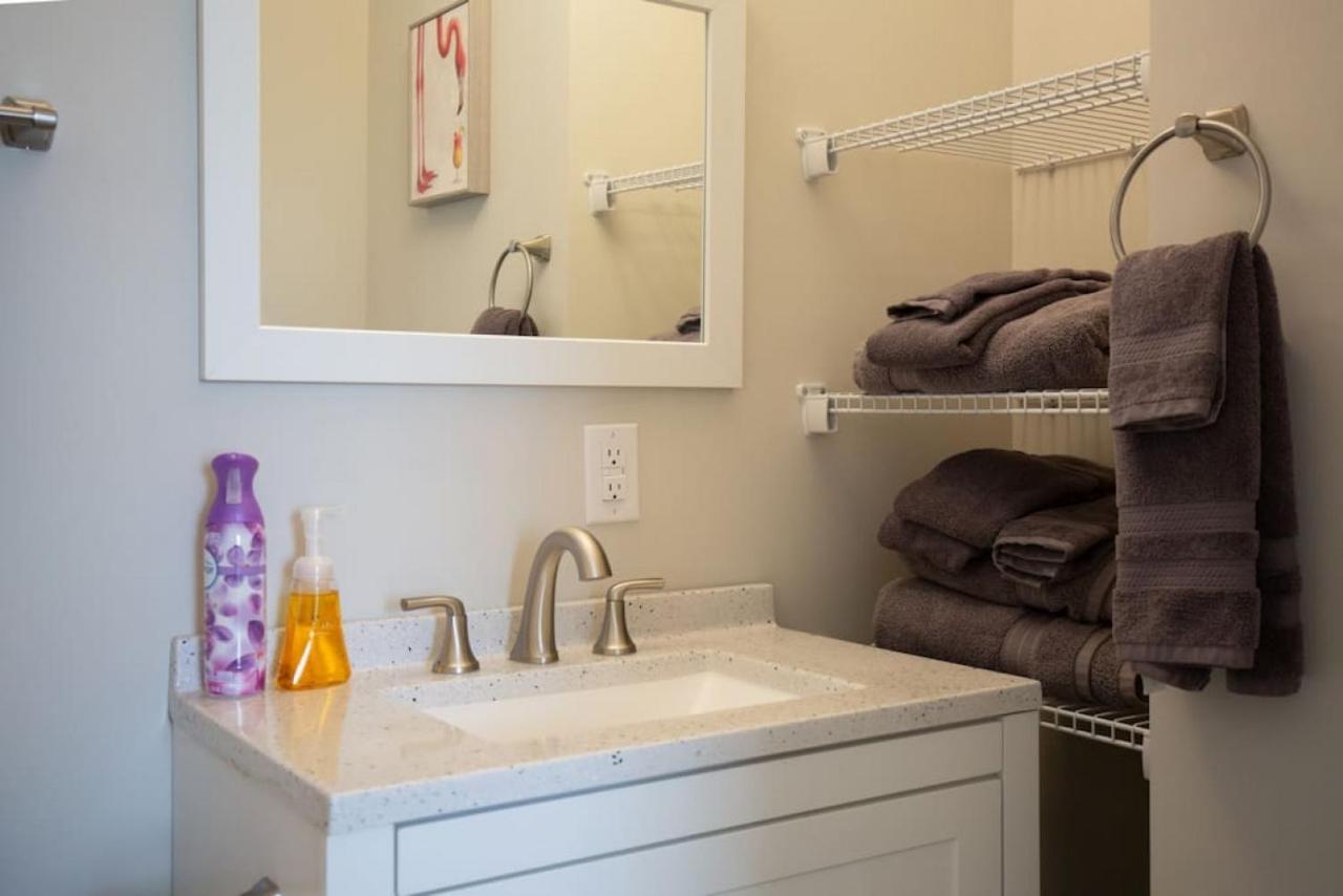 Lovely 4Br King Beds Steps To Beach And Pier G Myrtle Beach Zewnętrze zdjęcie