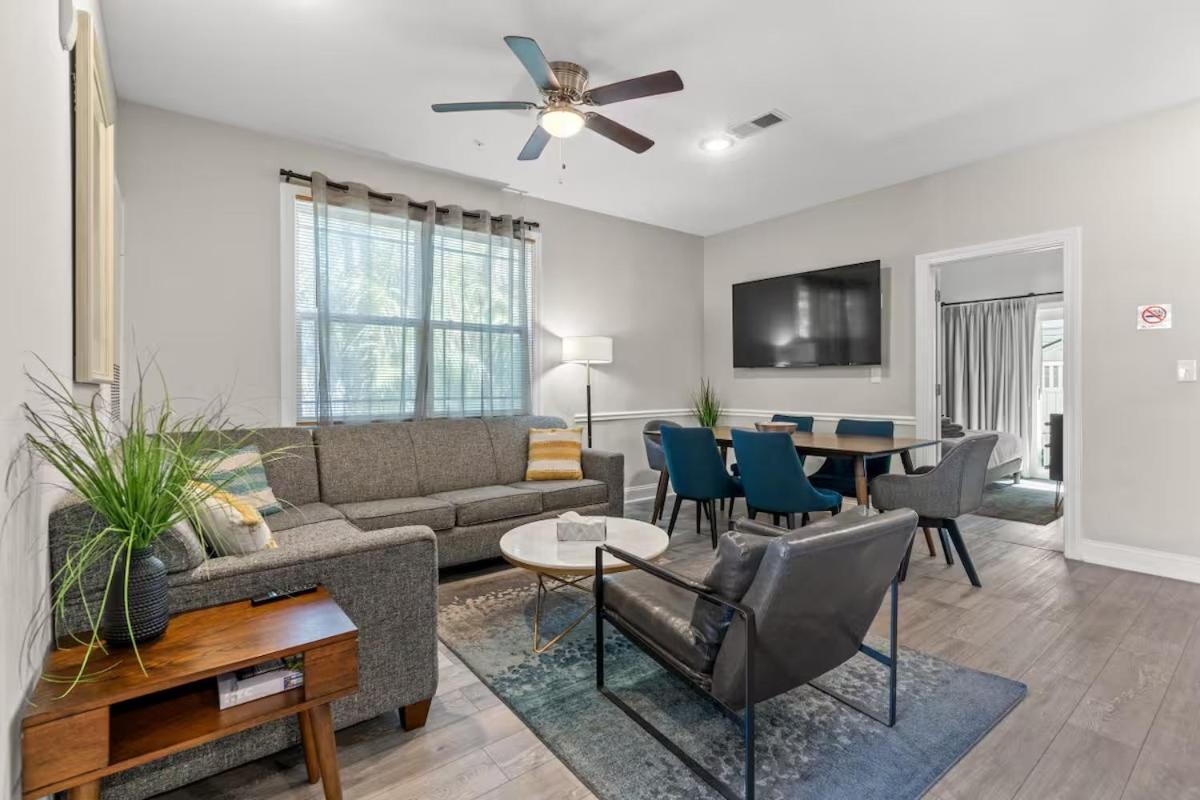 Lovely 4Br King Beds Steps To Beach And Pier G Myrtle Beach Zewnętrze zdjęcie